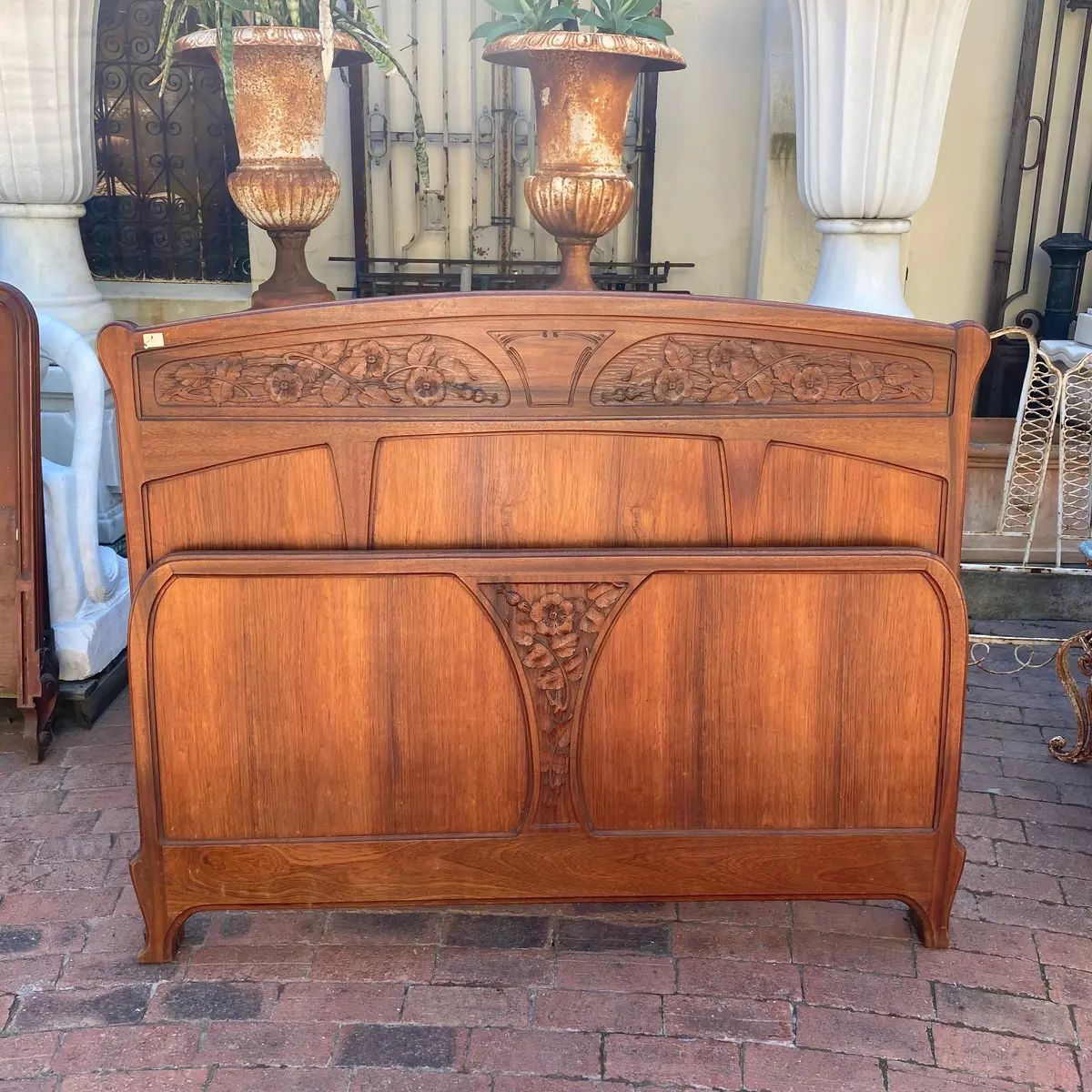 Stunning Mahogany Bed With Carved Floral Detail - Double 1