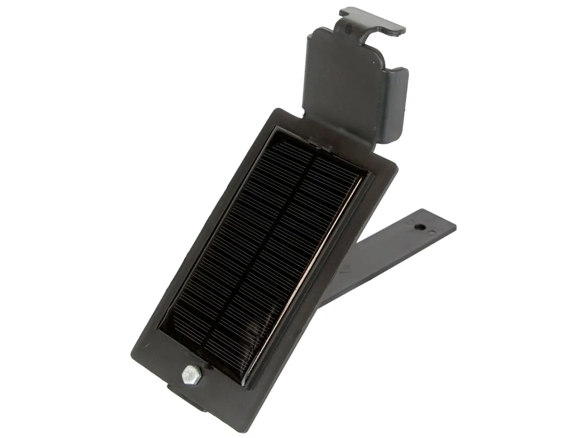 Quack Magnet 8.5V Solar Battery Charger 1