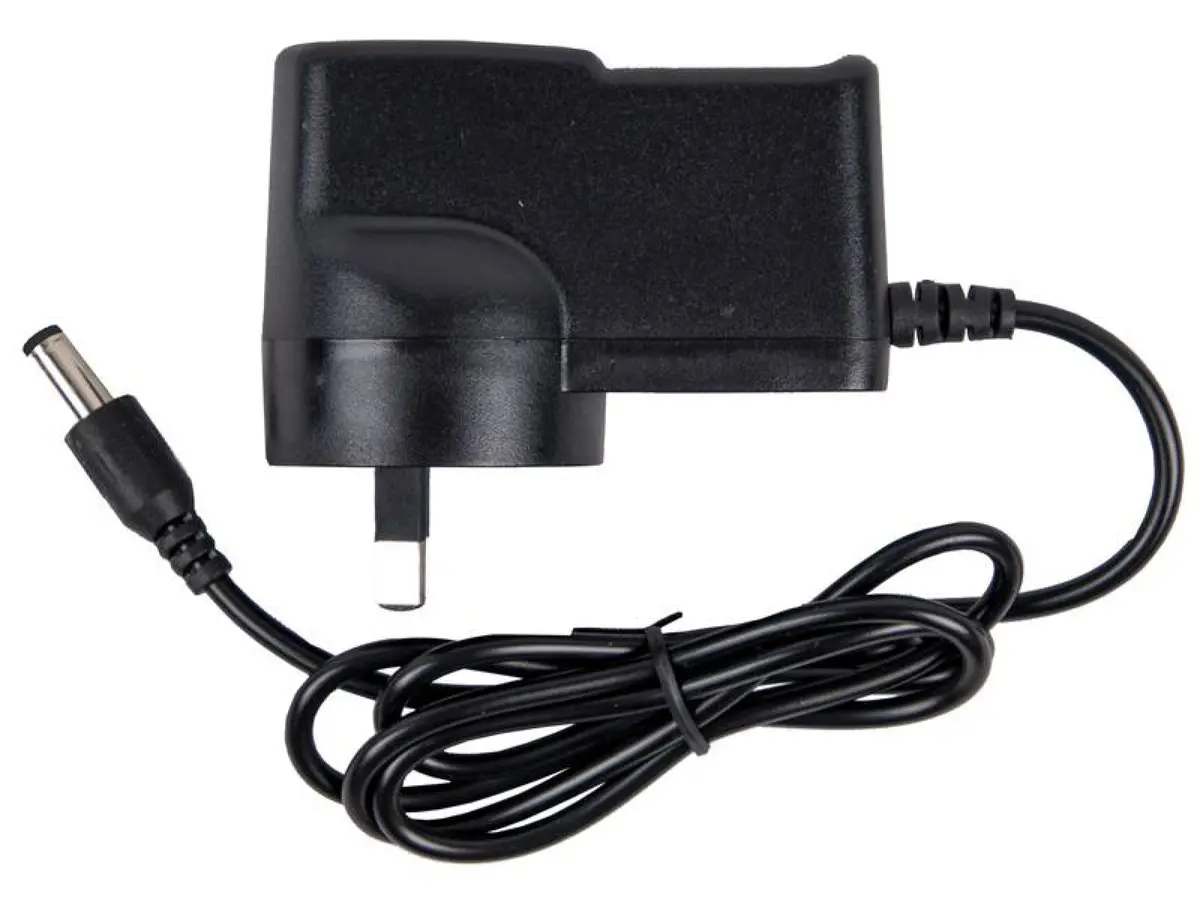 Night Saber Wall Charger For 10 Watt, 810 Lumen Spotlight 1