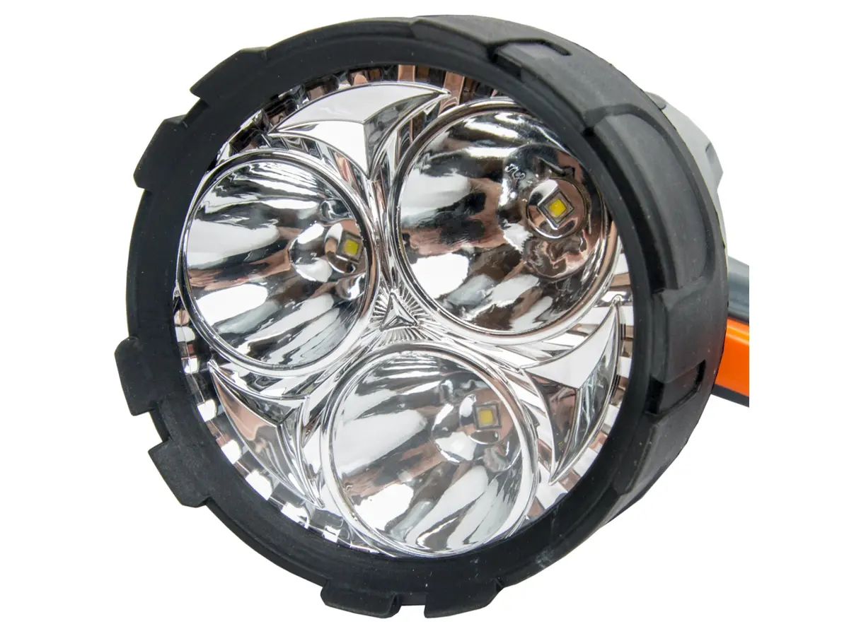 Night Saber Marine Hunter 1800 Lumen Waterproof Torch 2