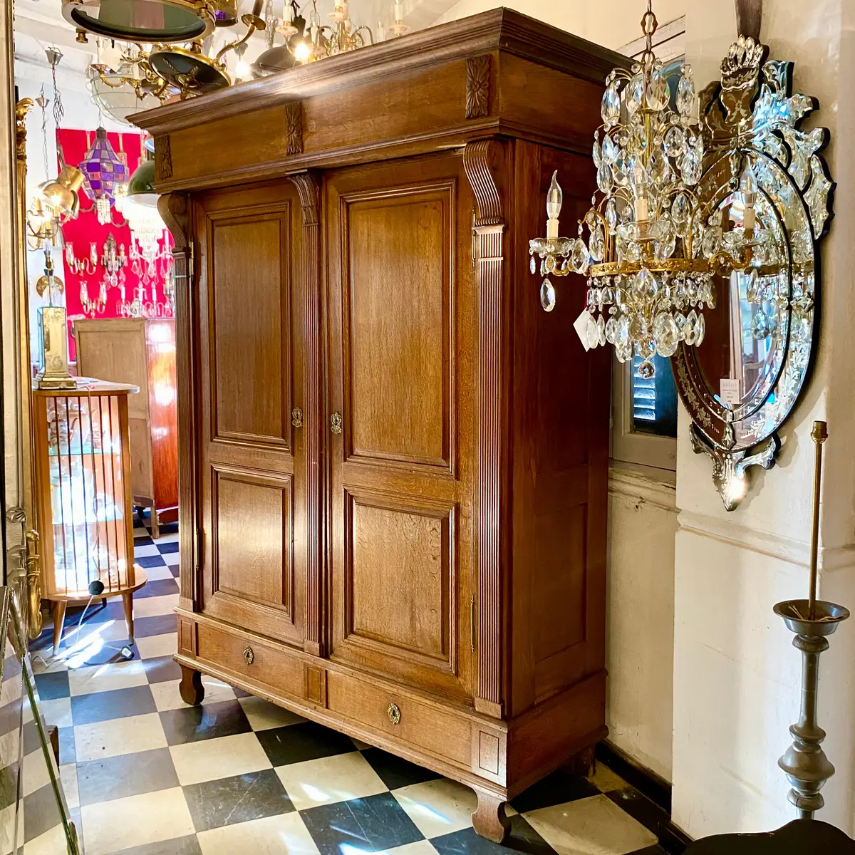 Large And Impressive Antique Oak Linen Cabinet 1
