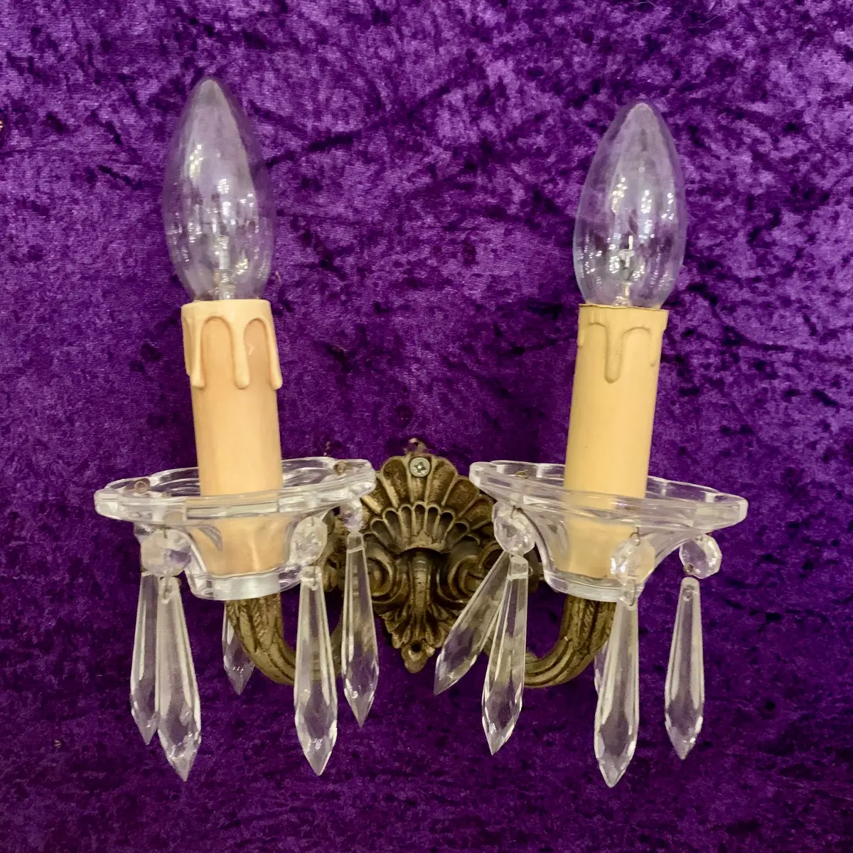 Single Patina Brass Scallop Design Two Arm Sconce 1