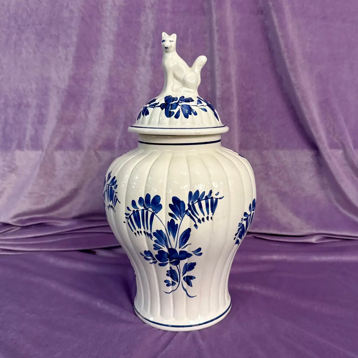 Bassano Italian Blue And White Lidded Jar With Fox Finial 1
