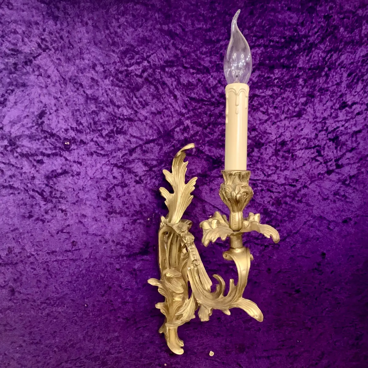 Cast Brass Rococo Style Single Wall Sconce 1