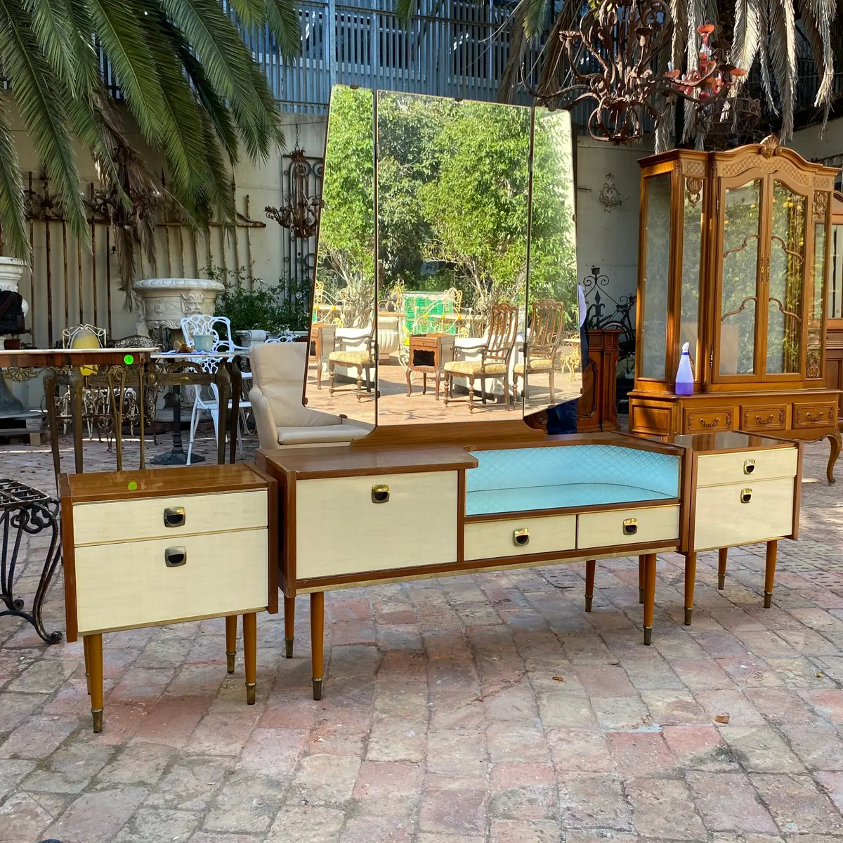 Mid-Century Dressing Table With Brass Accents 1