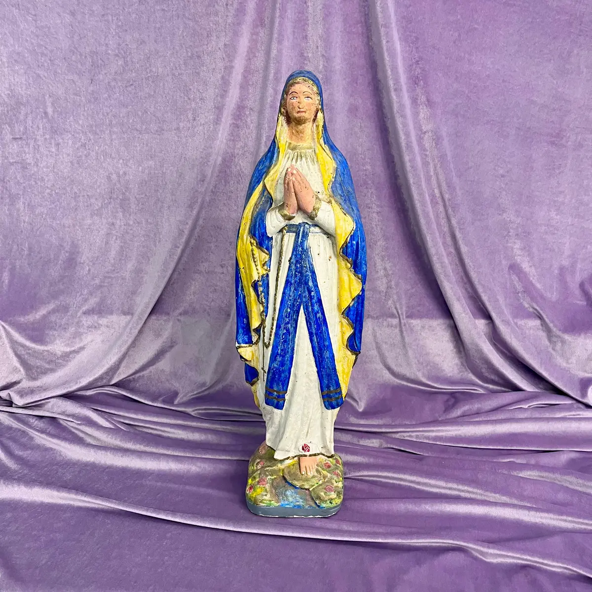Vivid Vintage Statue Of Mother Mary 1