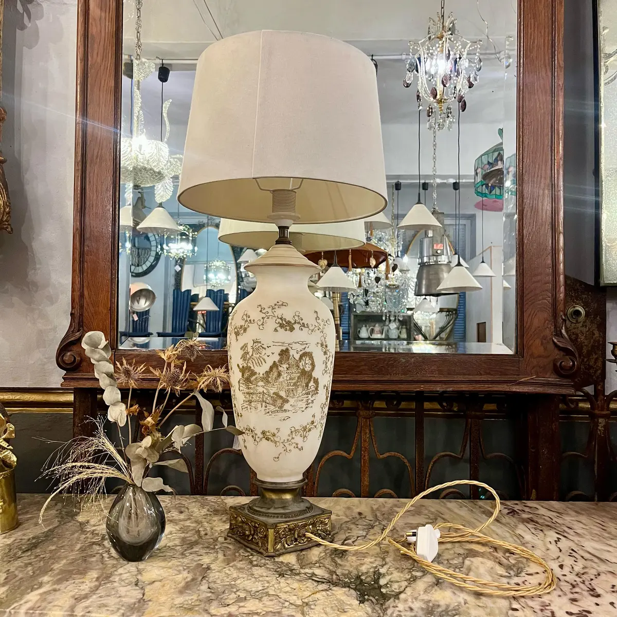 Vintage Gilt Orientalist Table Lamp, C. 1930S 1