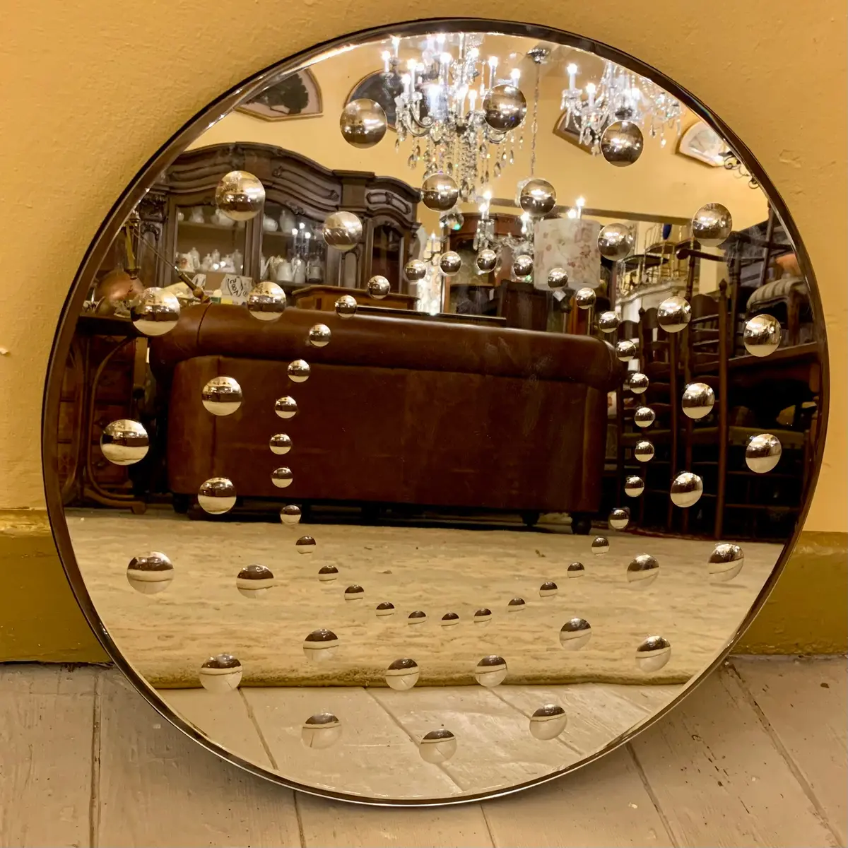 Clear Round Bubble Mirror 1