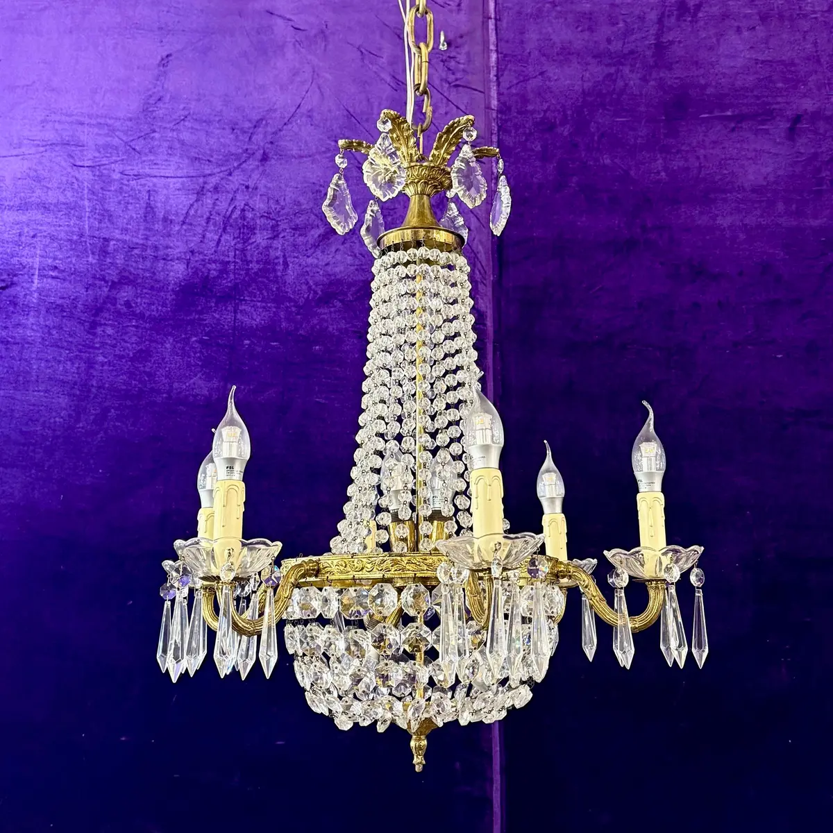 Antique French Empire-Era Neoclassical Chandelier In Gilt Brass With Original Crystals 1