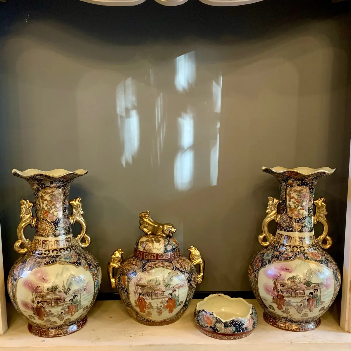 Stunning Asian Styled Pottery Set With Gilt Gold Detailing - Sold 1