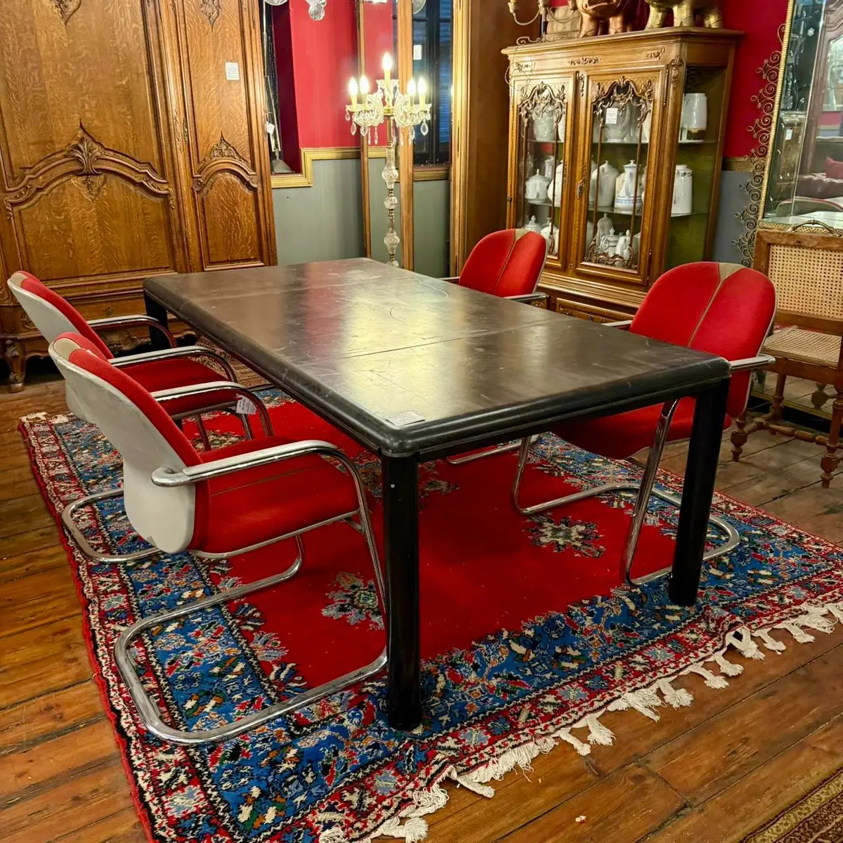 Leather-Top Dining Table With Steel Base, 20Th Century 1