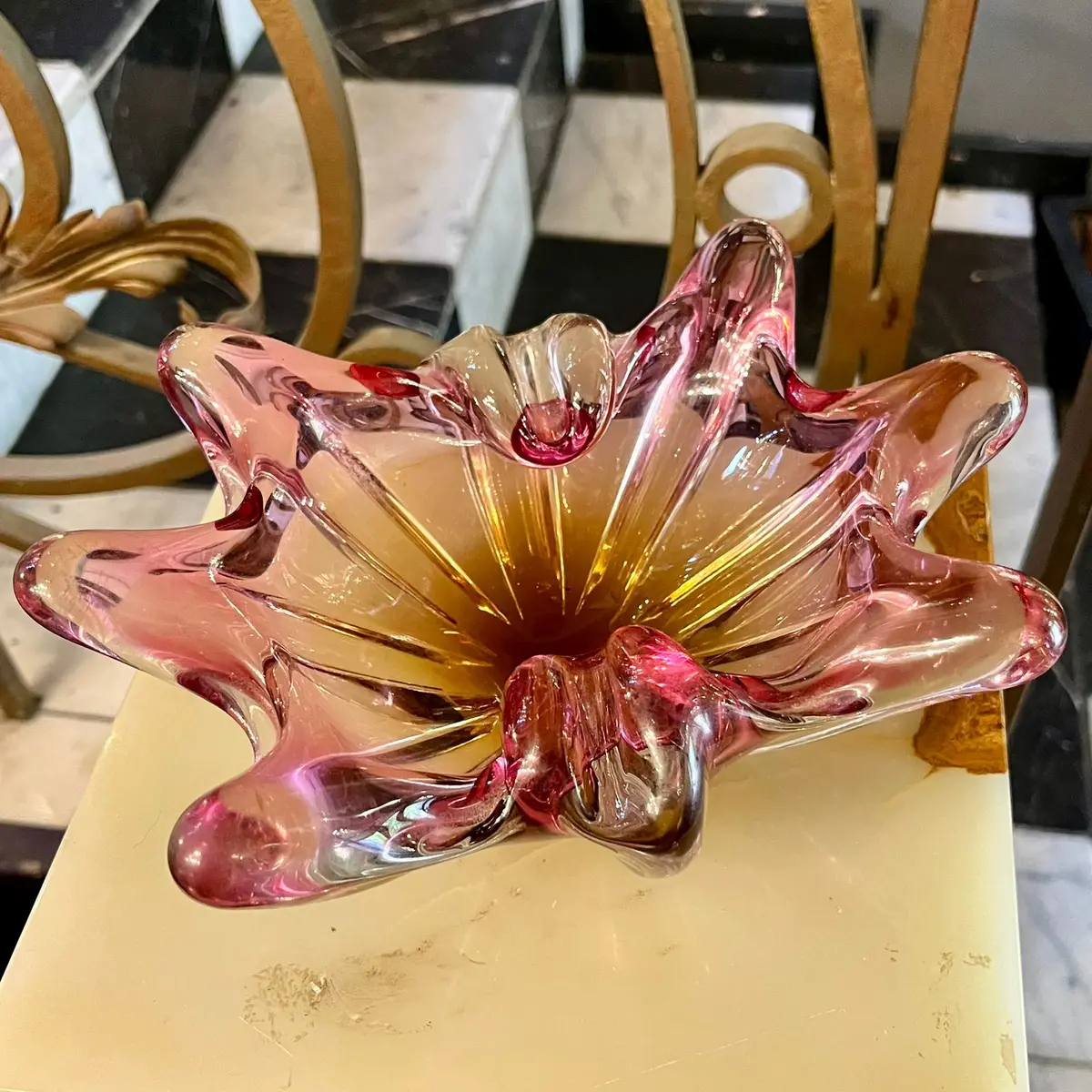 Stunning Vintage Blush And Honey Murano Sculptural Bowl 1
