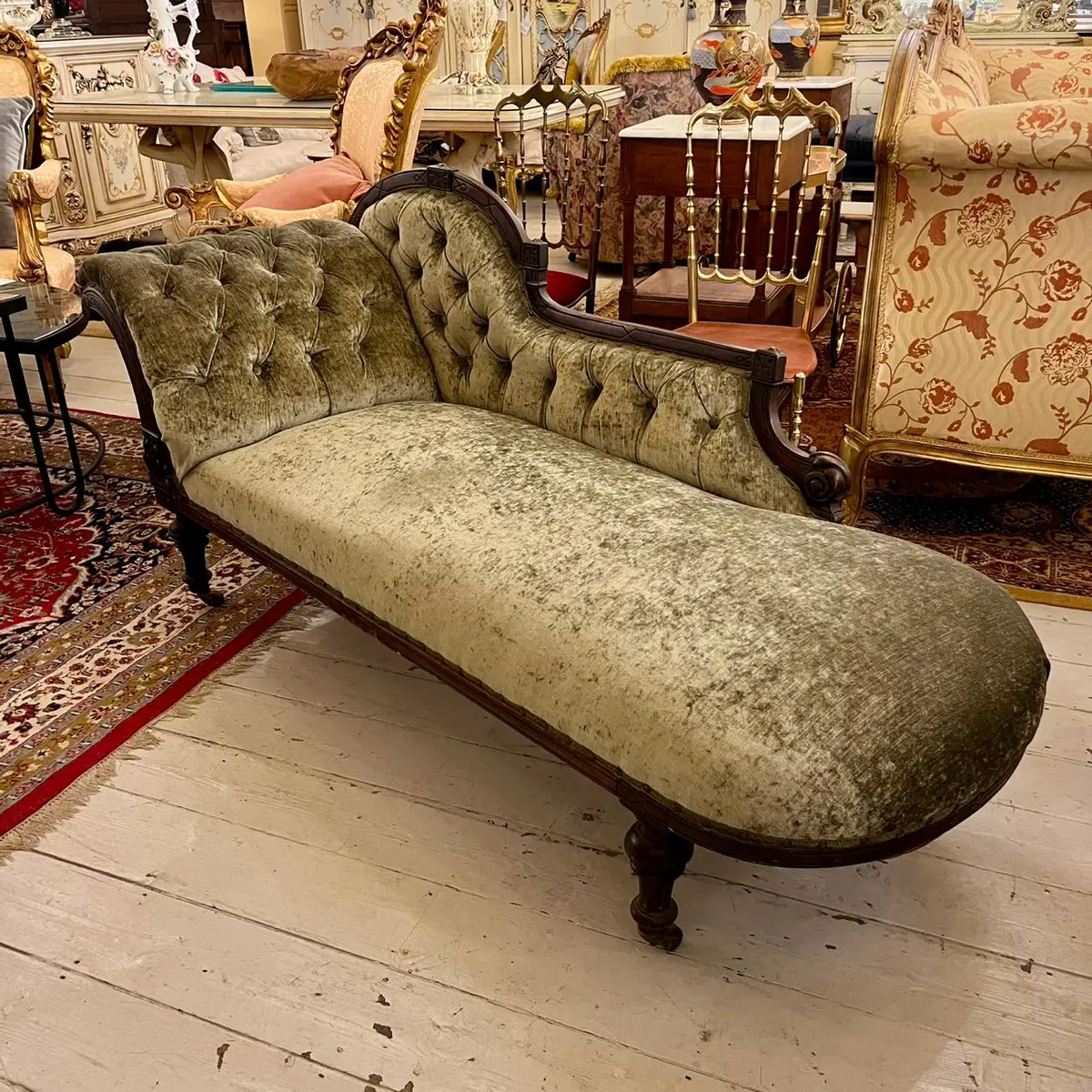 Victorian Olive Velvet Chaise 1