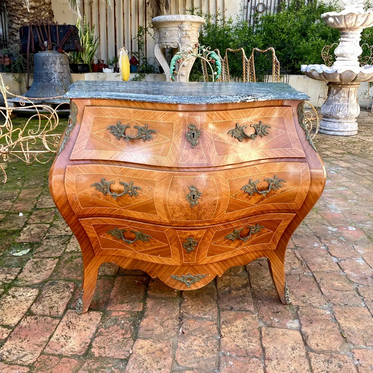 Antique Bombe Chest With Mottled Marble Top 1