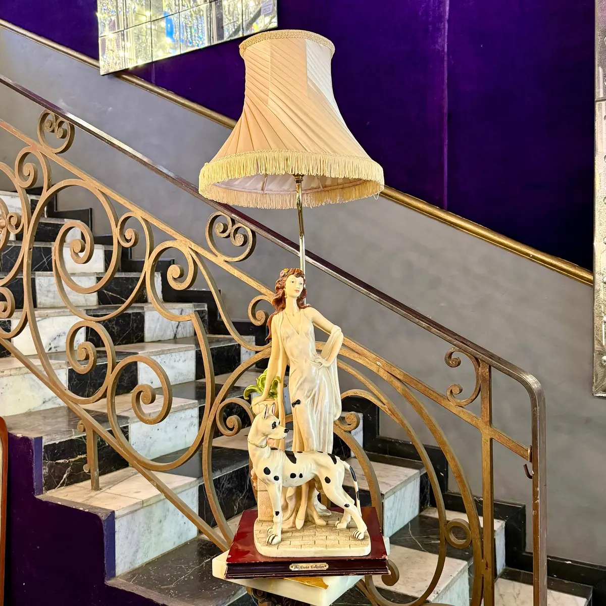 Vintage Figural Lady With Dalmation Lamp 1