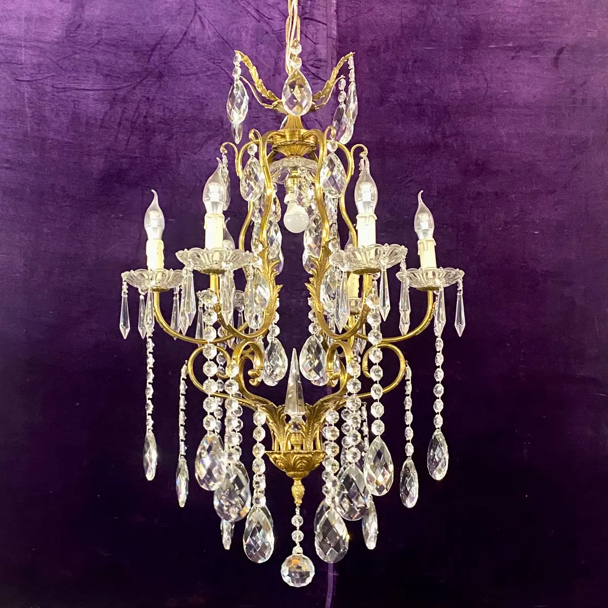 Gorgeous Antique Brass Chandelier 1
