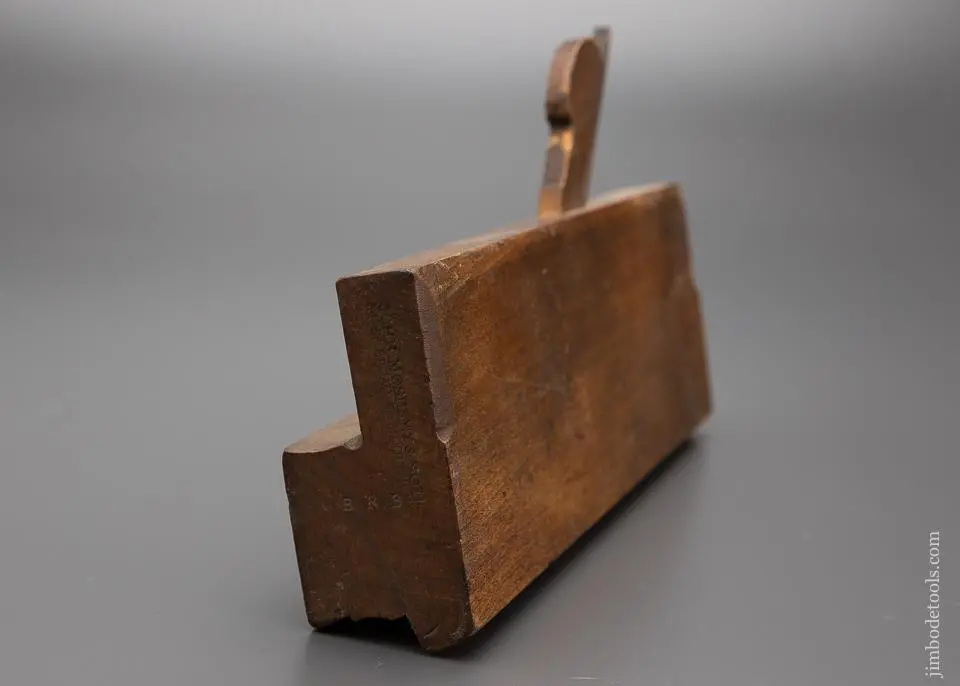 Fine Fenced Lamb’S Tongue Moulding Plane By Moseley - 95585 1