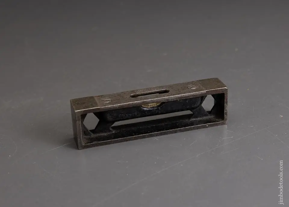 Rare Size! 4 Inch Standard Tool Co Iron Level - 95981 1