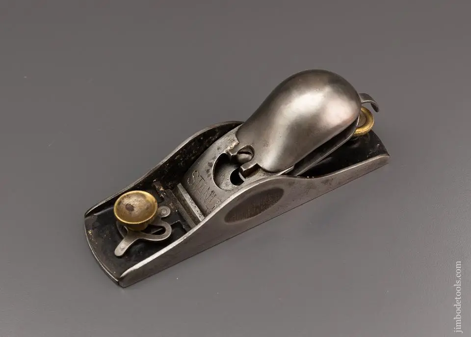 Stanley No. 19 Knuckle Joint Block Plane - 96228 1