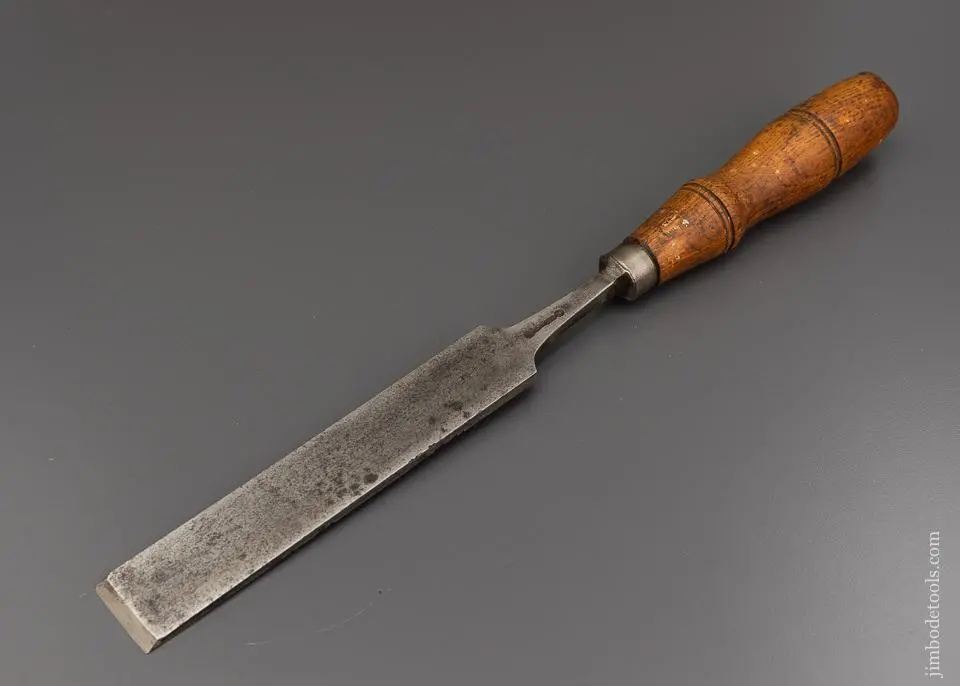 Fine W. Butcher 1 3/8 Paring Chisel - 96289 1