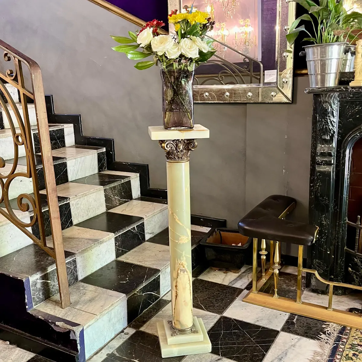Antique Onyx Pillar 1