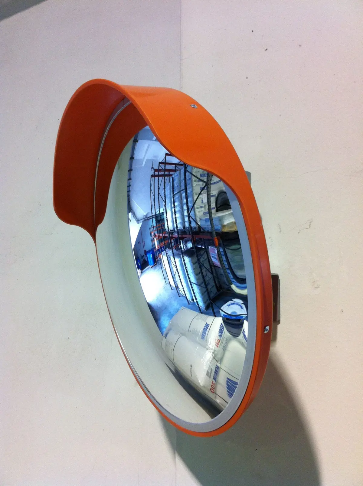 Convex Mirror C/W Pole Mounting Bracket 1