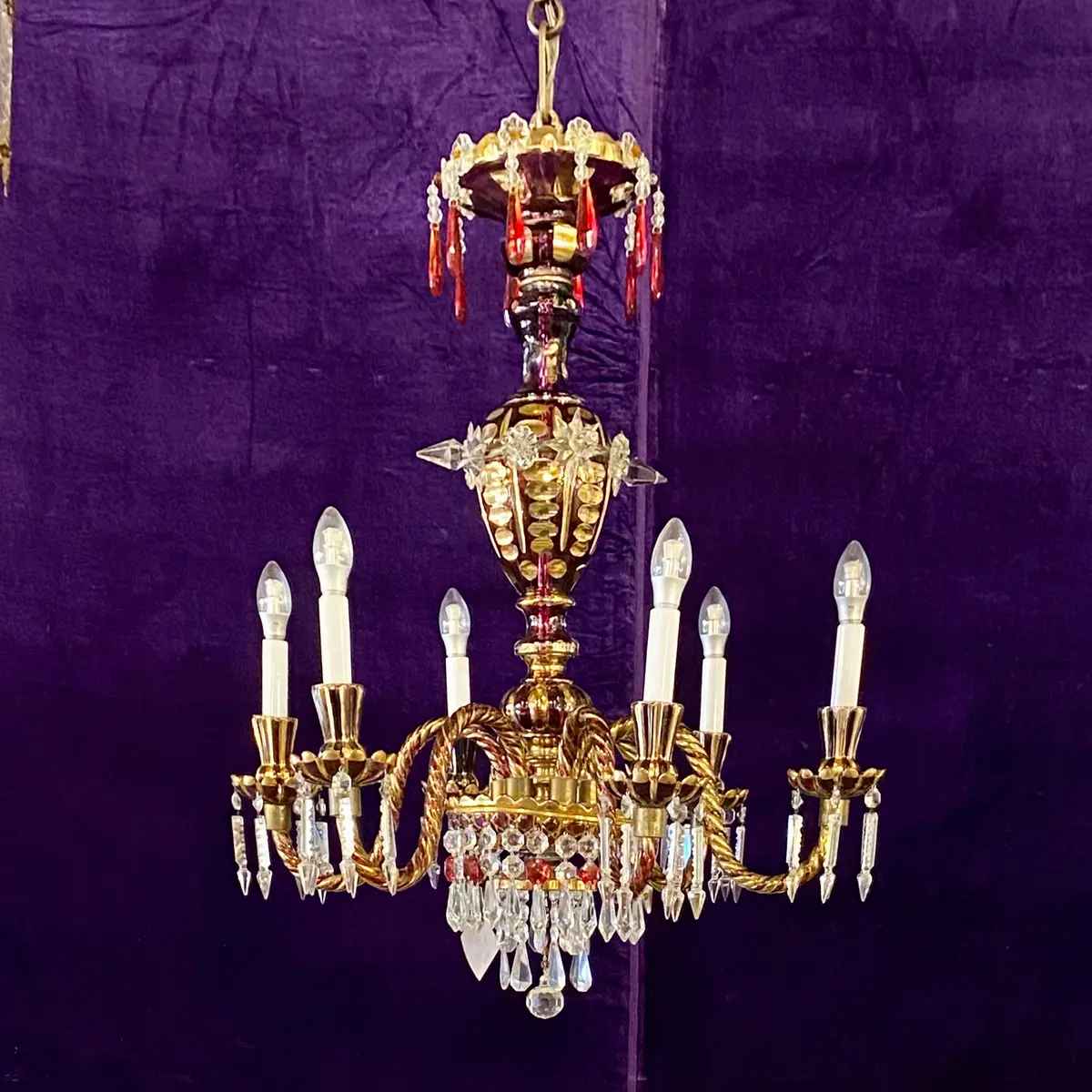 Very Special And Rare Venetian Glass Chandelier - Sold 1
