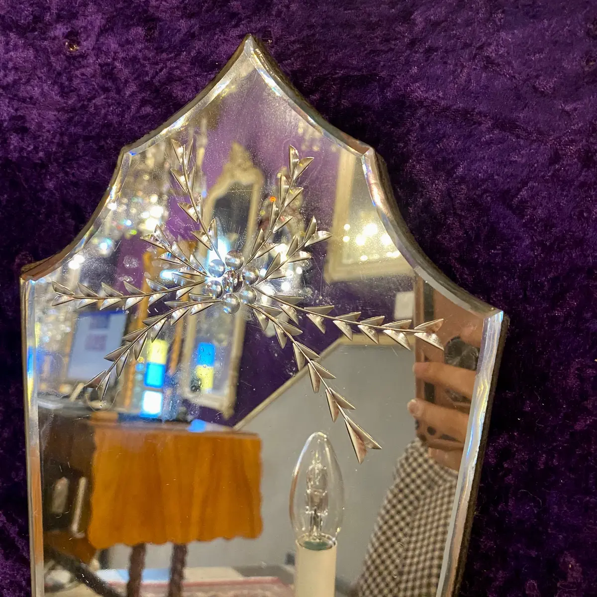 Venetian Mirrored Sconce 2