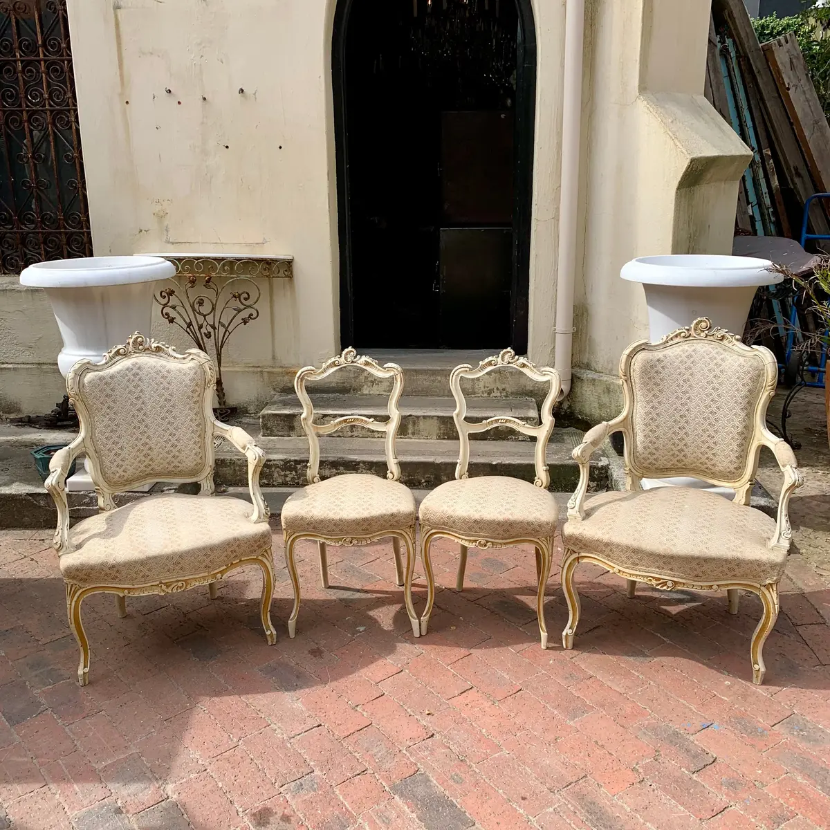 Luxurious Cream And Gilt Gold Salon Chairs 1
