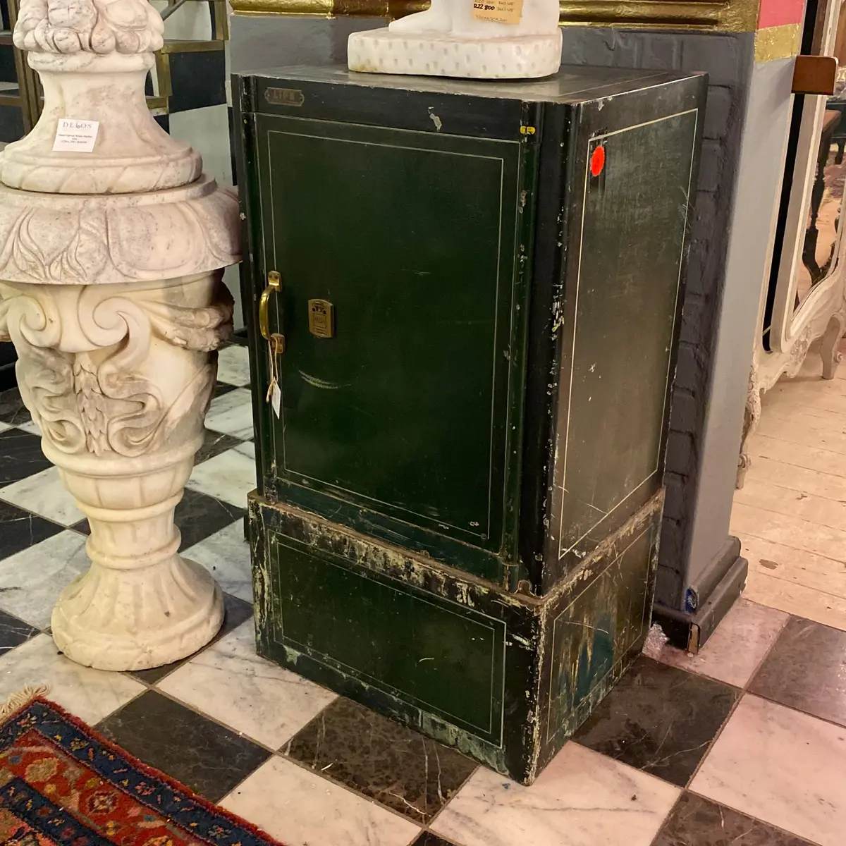 Antique "Lips" Safe Of Dordrecht, Holland - Sold 1
