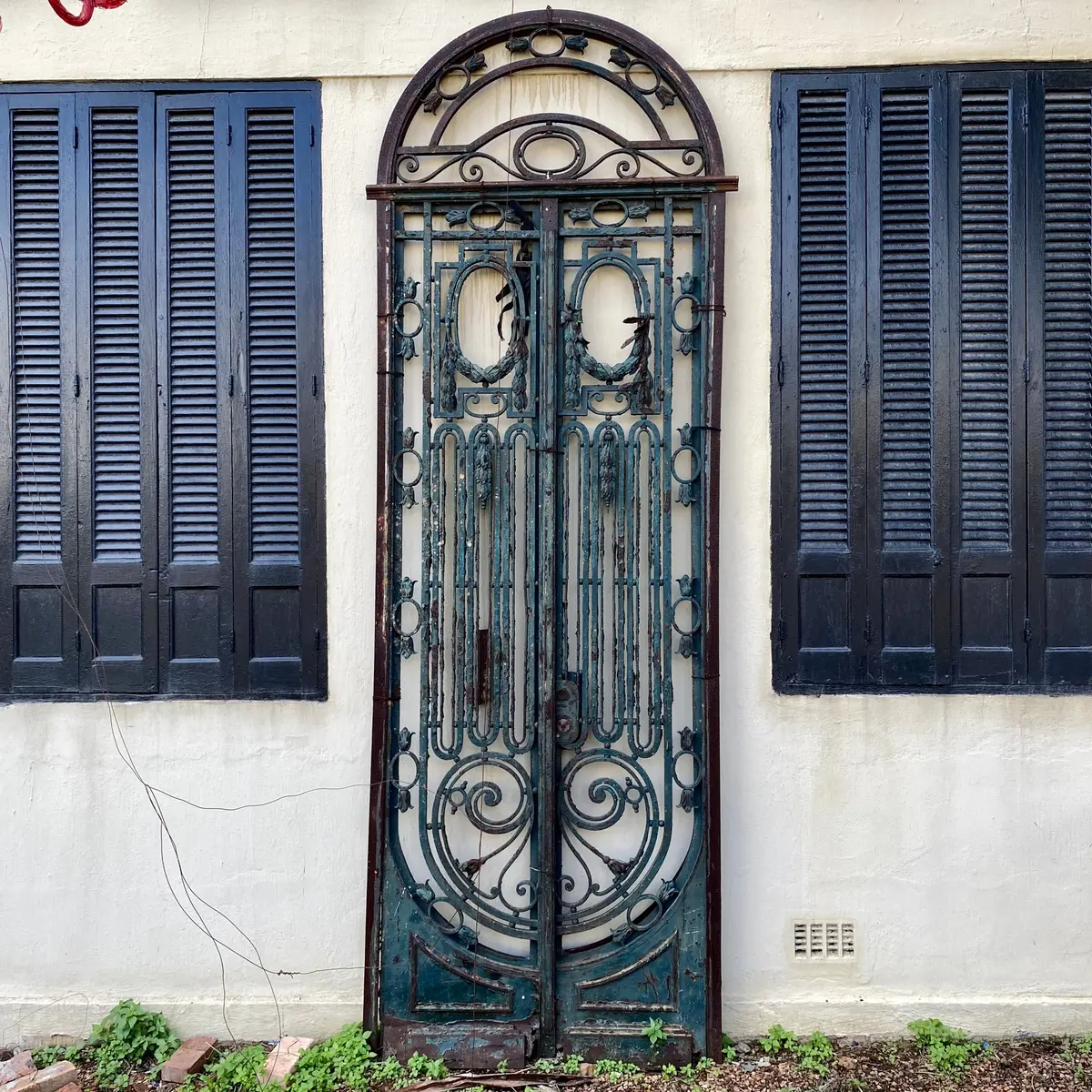 Art Nouveau Arched Forged Steel Gate - Sold 1