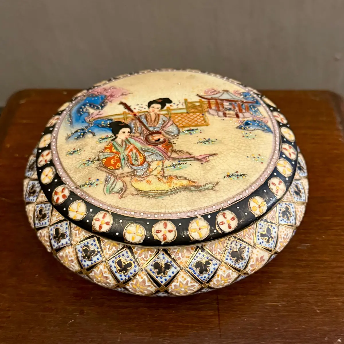 Beautiful Vintage Japanese Trinket Bowl - Sold 1