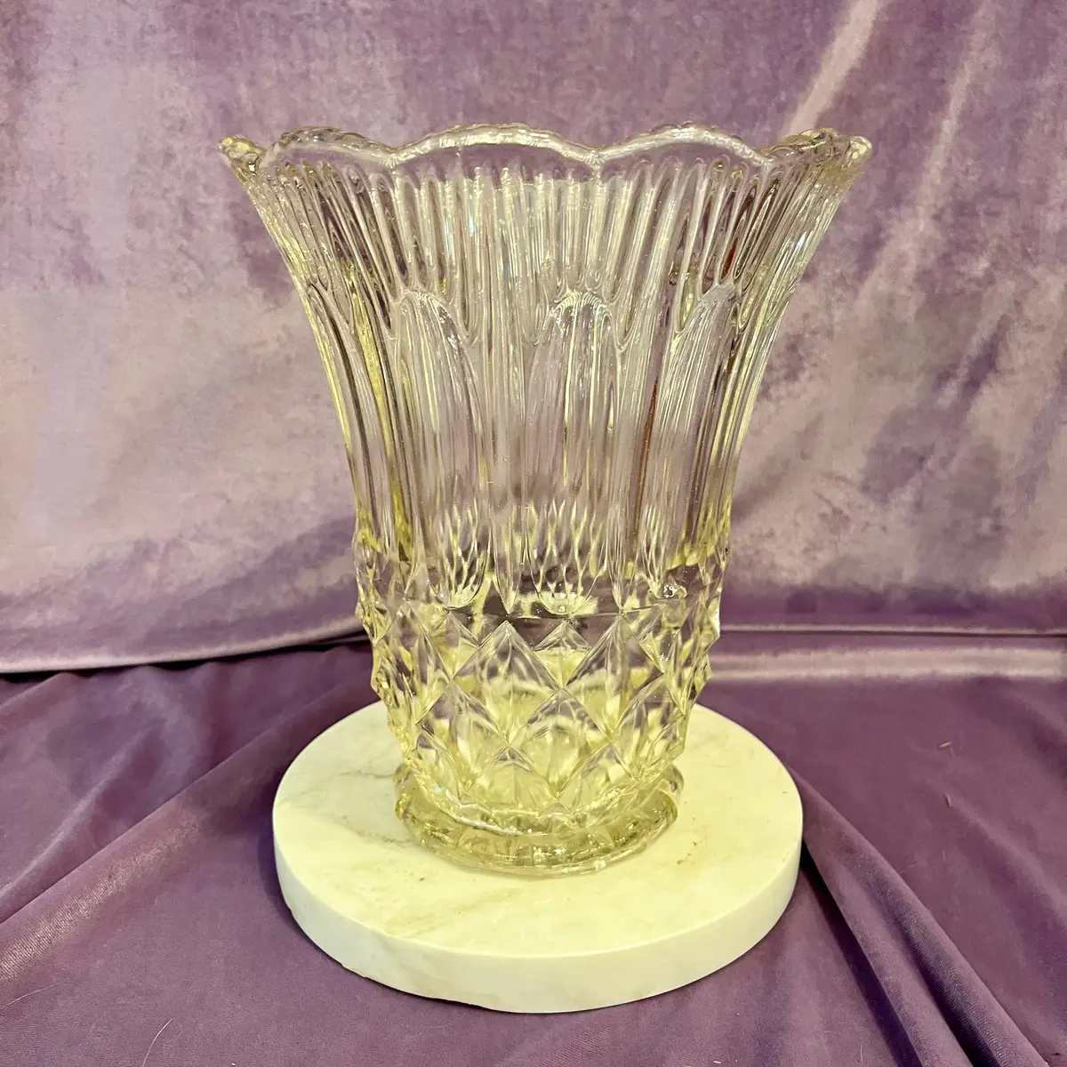 Amber Tinted Crystal Vase With Scalloped Rim 2
