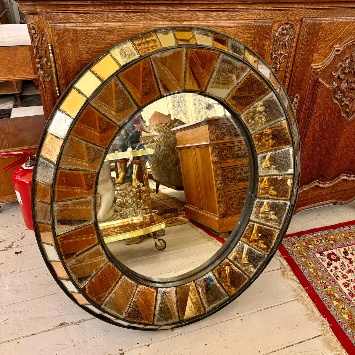 Aged Oval Mirror With Rose Gold Glass Panels 1