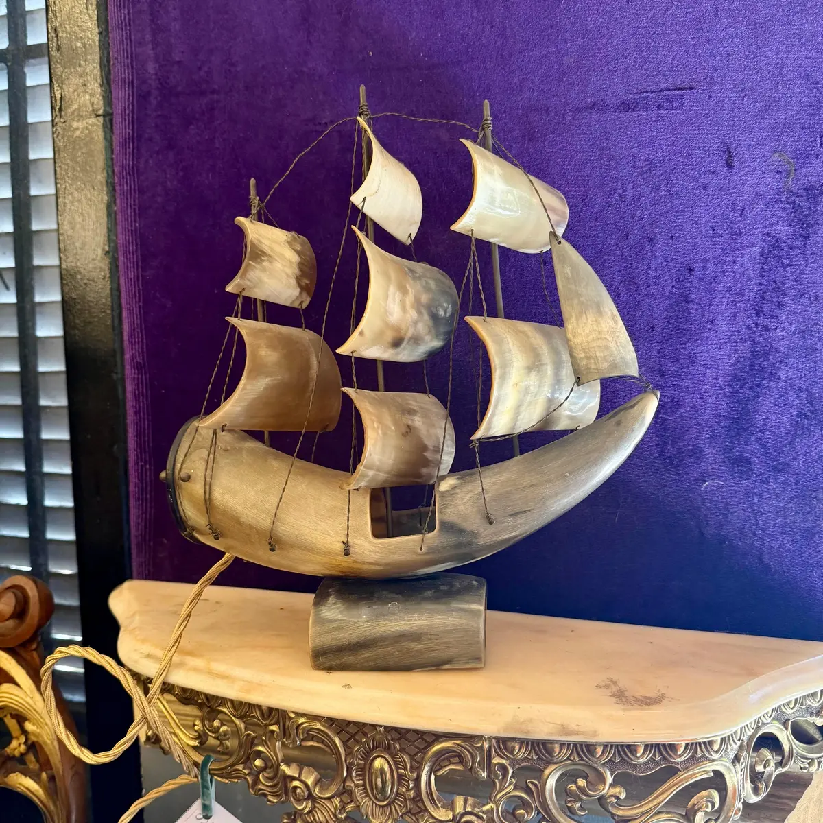 Decorative Horn Table Lamp In The Form Of A Ship 1