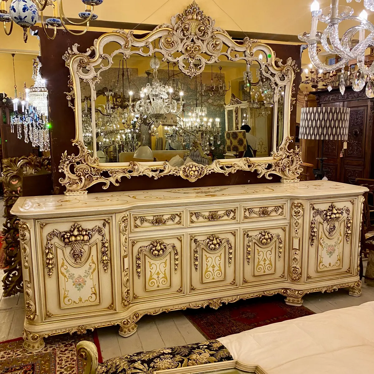 Incredible Antique Italian Console With Mirror 1