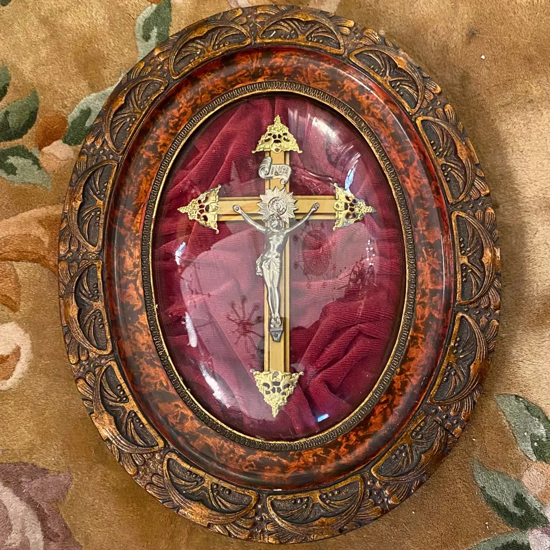 A Very Special Antique Crucifix In A Curved Glass Frame 1