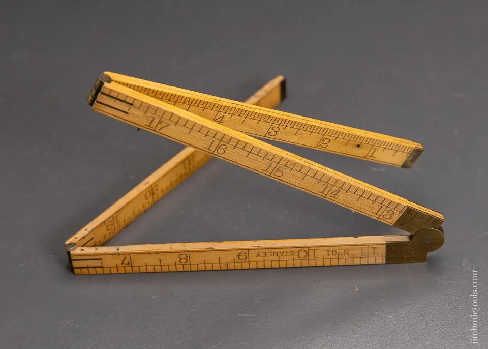 Fine Stanley No. 61 Boxwood Folding Rule - 96044 1